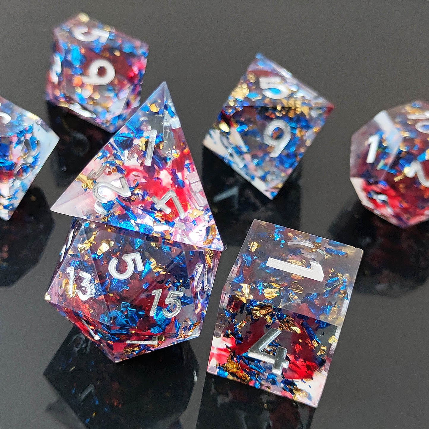 D&D Dice Set Sharp Edge - Arcane Opus (White)