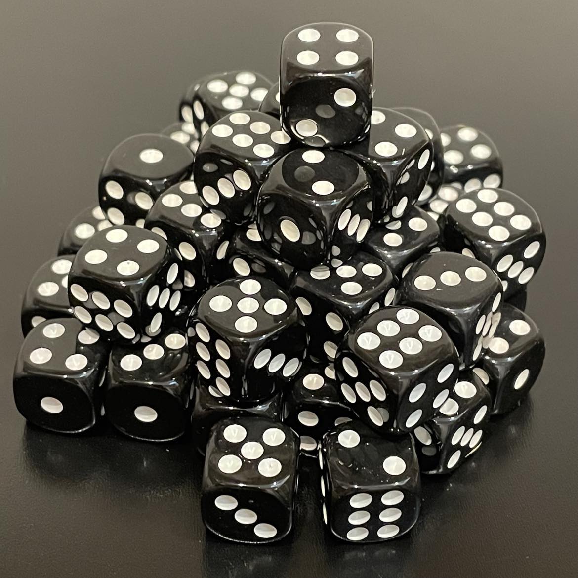 12mm Dice Black (48)