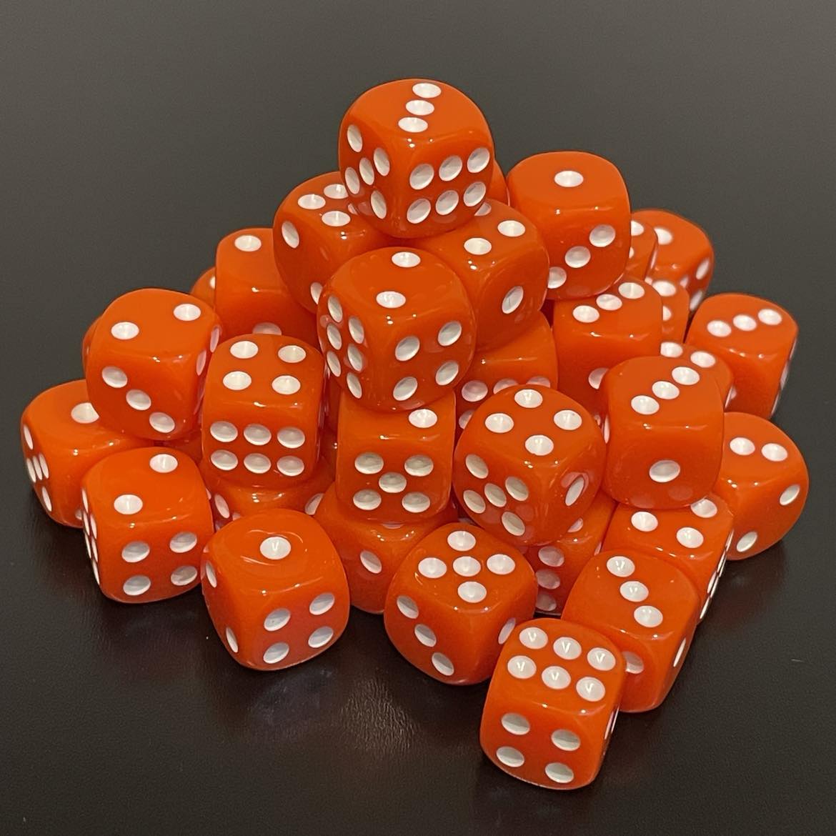 12mm Dice Orange (48)