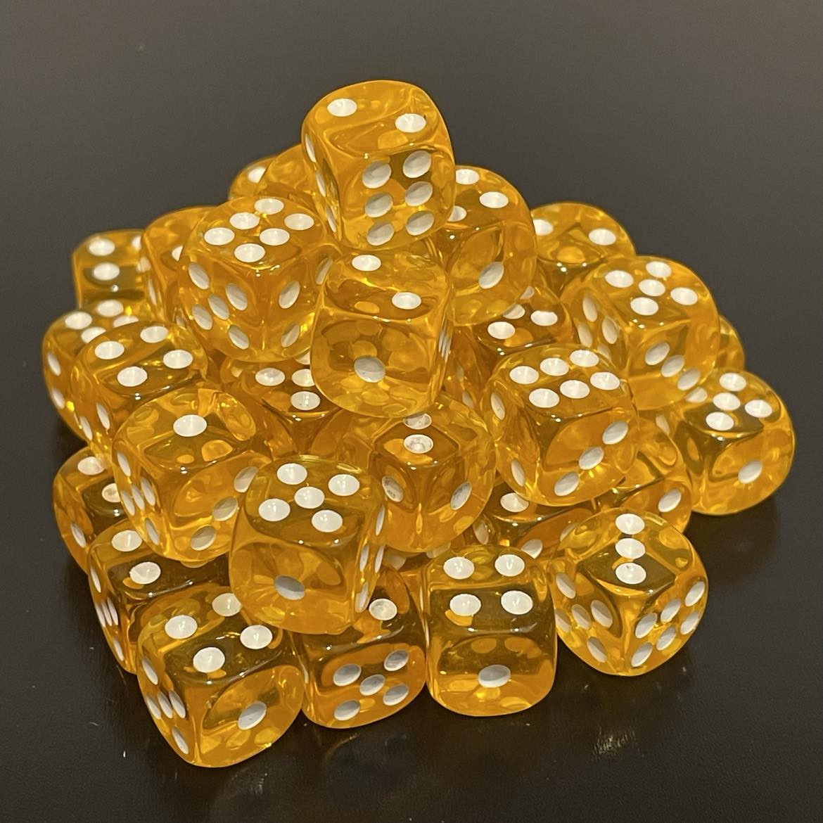 12mm Dice Transparent Orange (48)