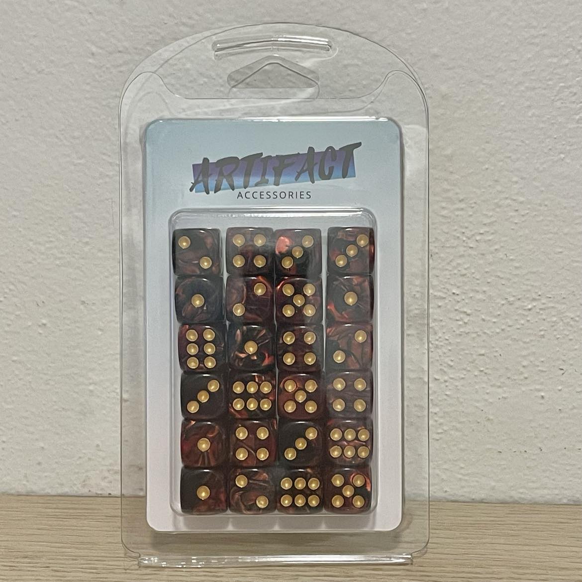 16mm Dice Pearl Black-Red (Gold pips)