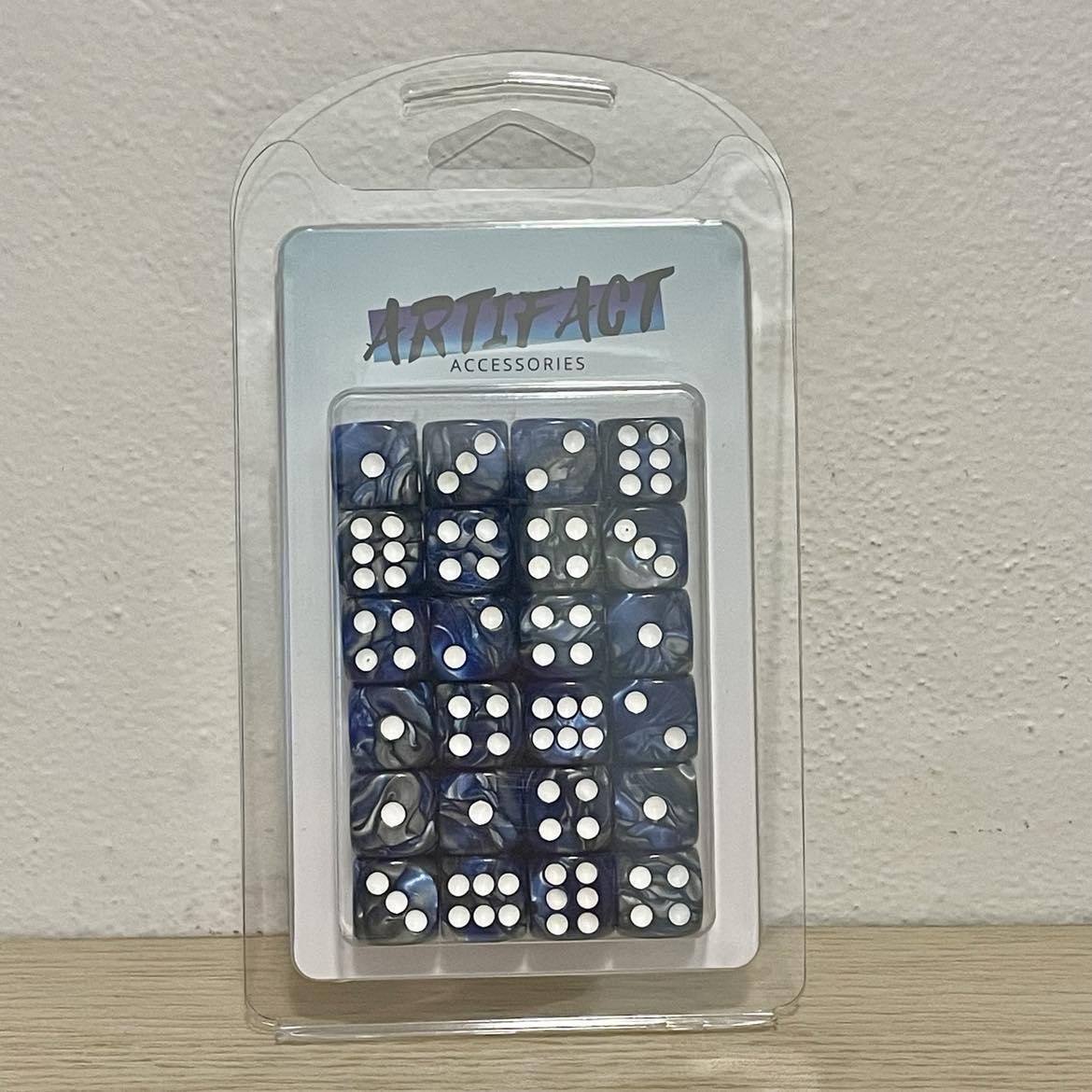 16mm Dice Pearl Blue-Silver (White pips)