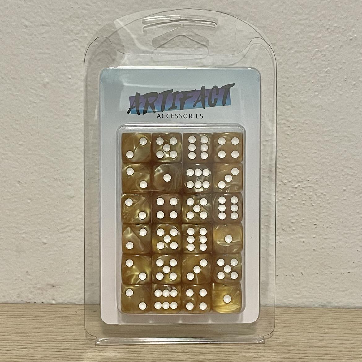 16mm Dice Pearl Golden (White pips)