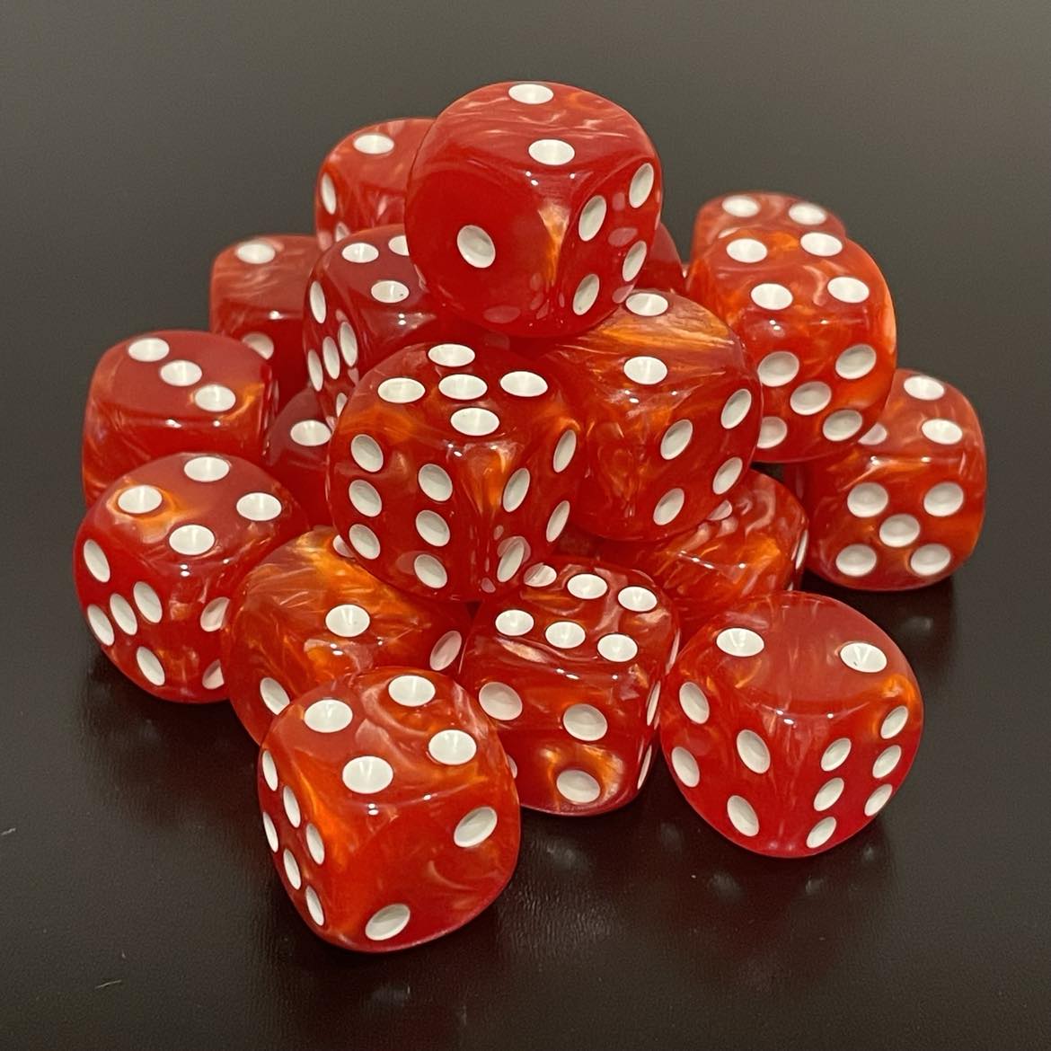 16mm Dice Pearl Red (White pips)
