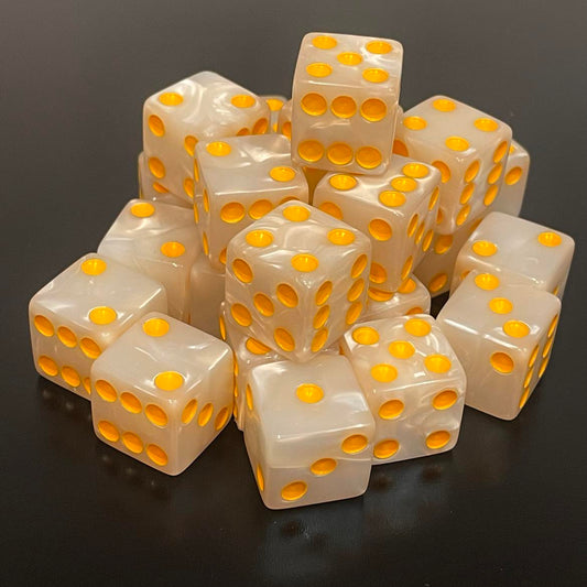 16mm Dice Square Pearl White (Yellow pips)