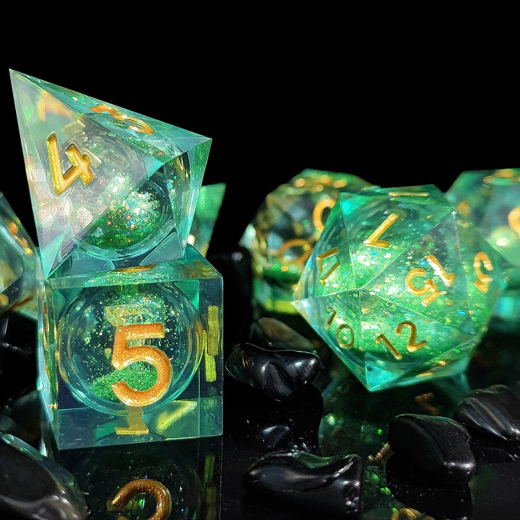 D&D Dice Set Sharp Edge Liquid Core - Bright Green (Gold)