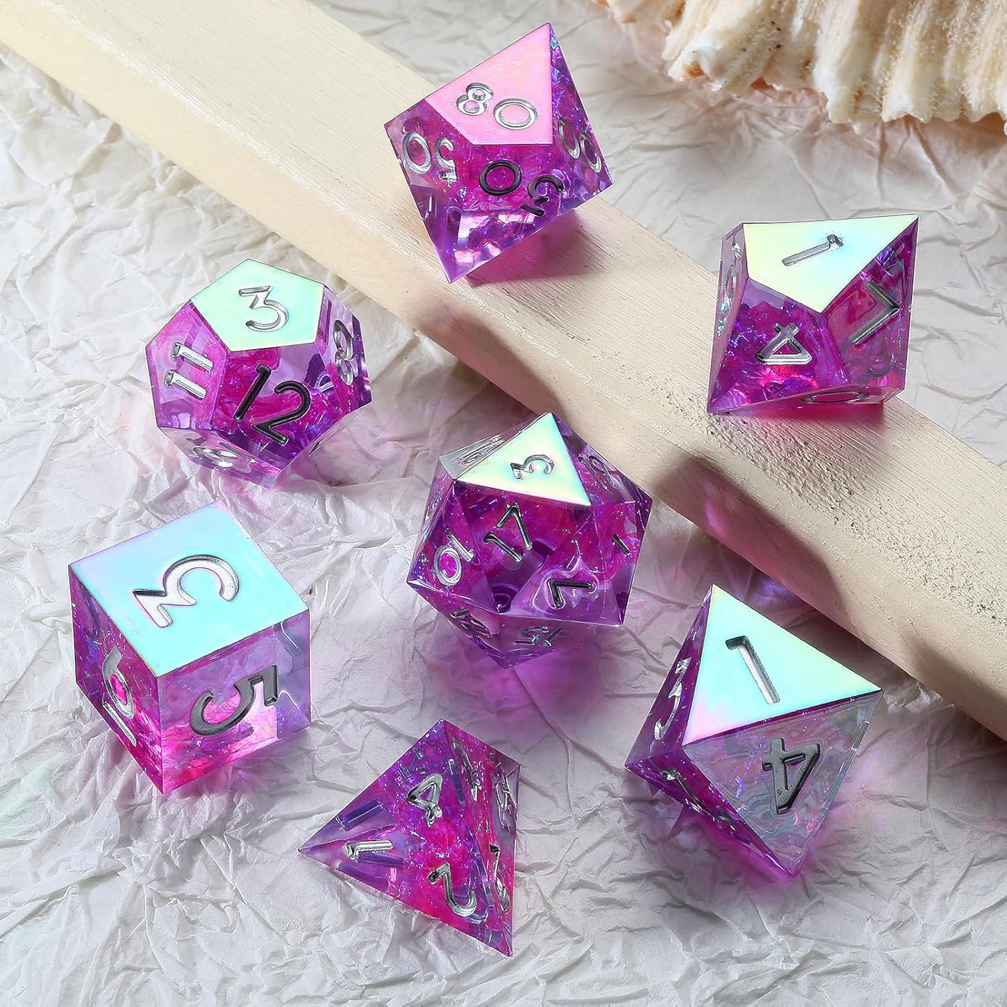 D&D Dice Set Sharp Edge - Colour Shift Pixie Purple (White)