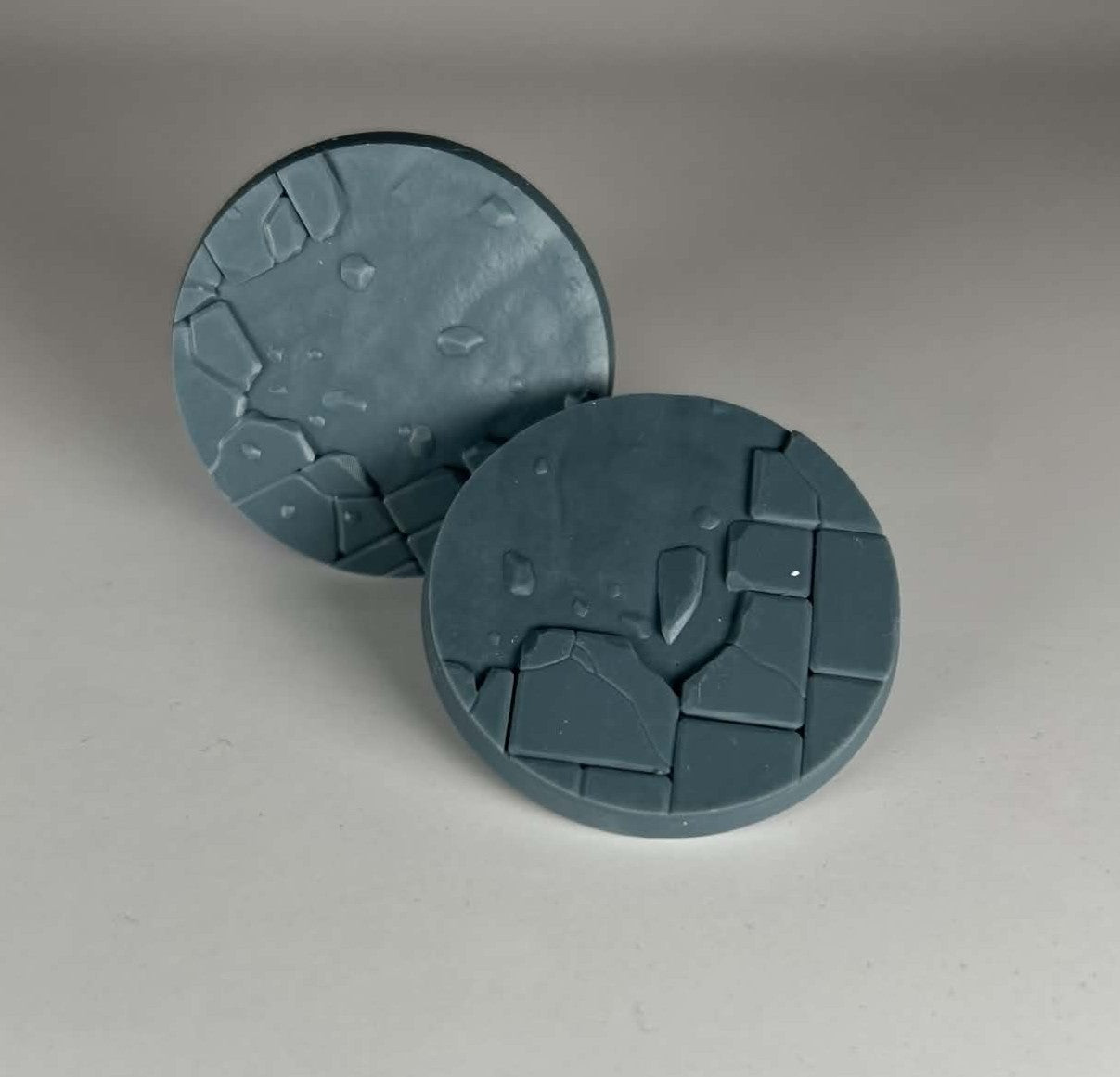Cracked stone floor bases 50mm (2)