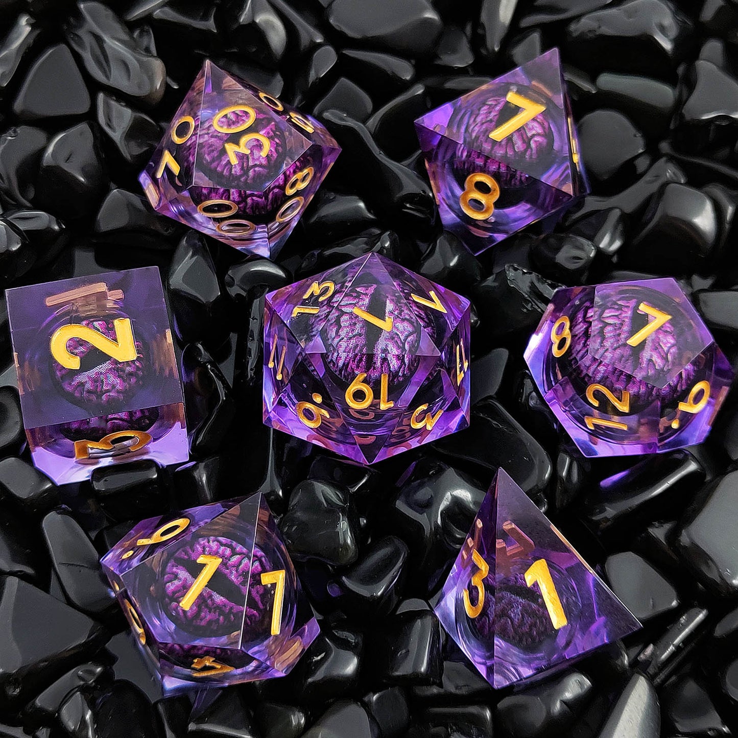 D&D Dice Set Sharp Edge Dragons Eye - Light Purple (Gold)