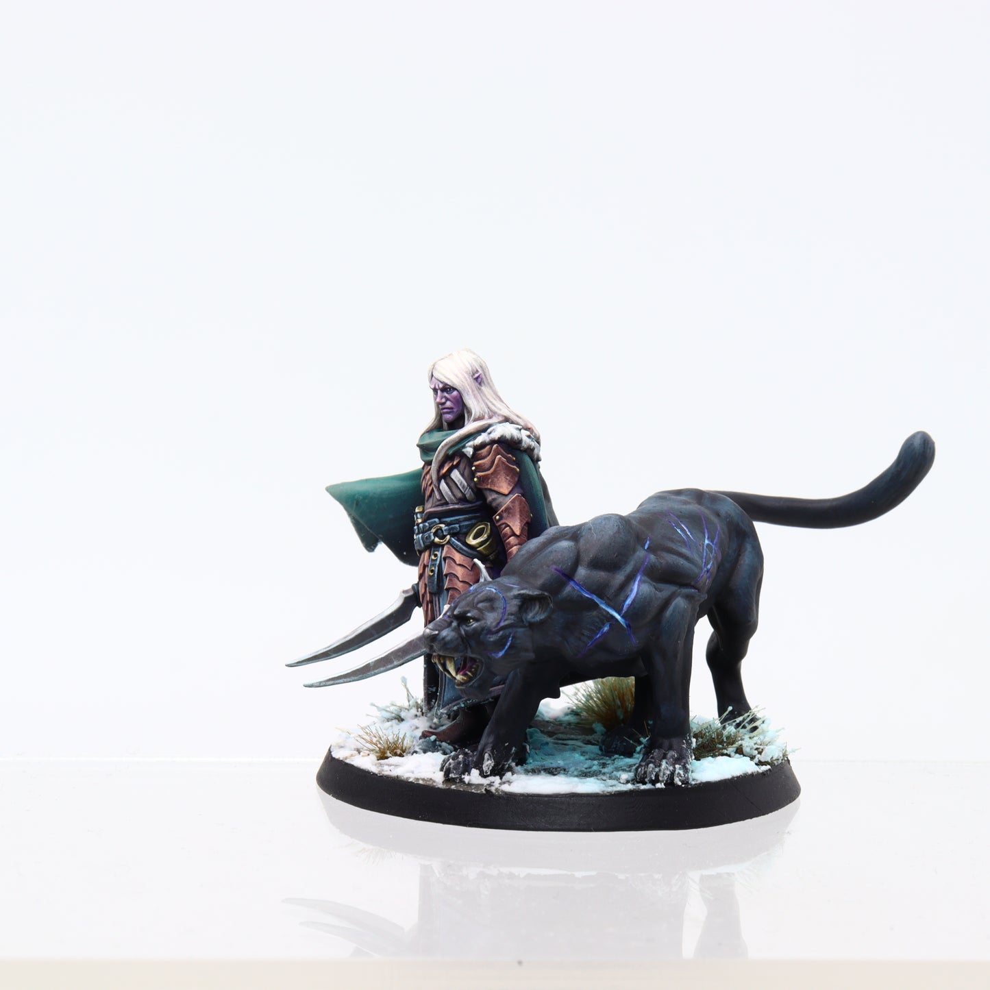 Drow Ranger & Panther D&D Miniature