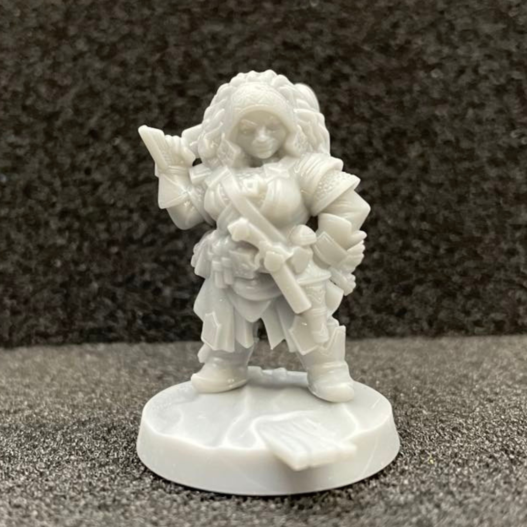 Dwarf Artificer Female D&D Miniature