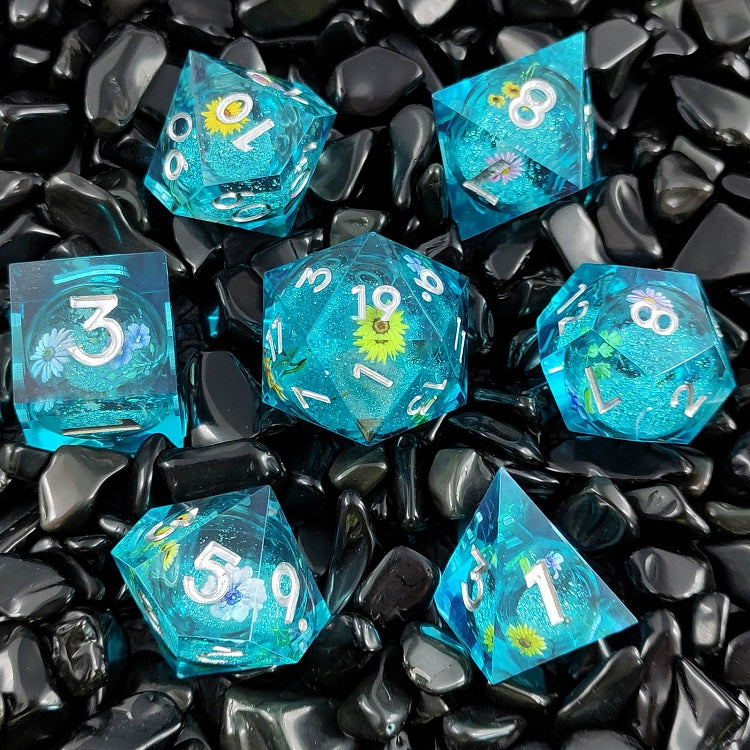 D&D Dice Set Sharp Edge with Flower - Blue (Silver)