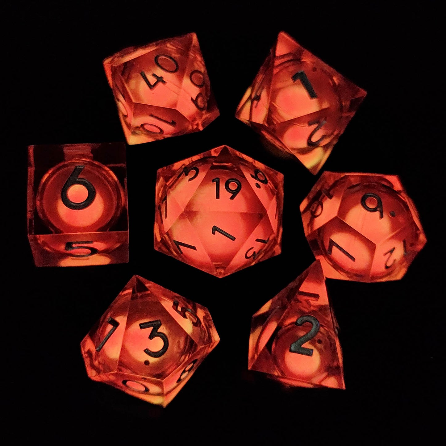 D&D Dice Set Sharp Edge Liquid Core - Glow Pink (Silver)