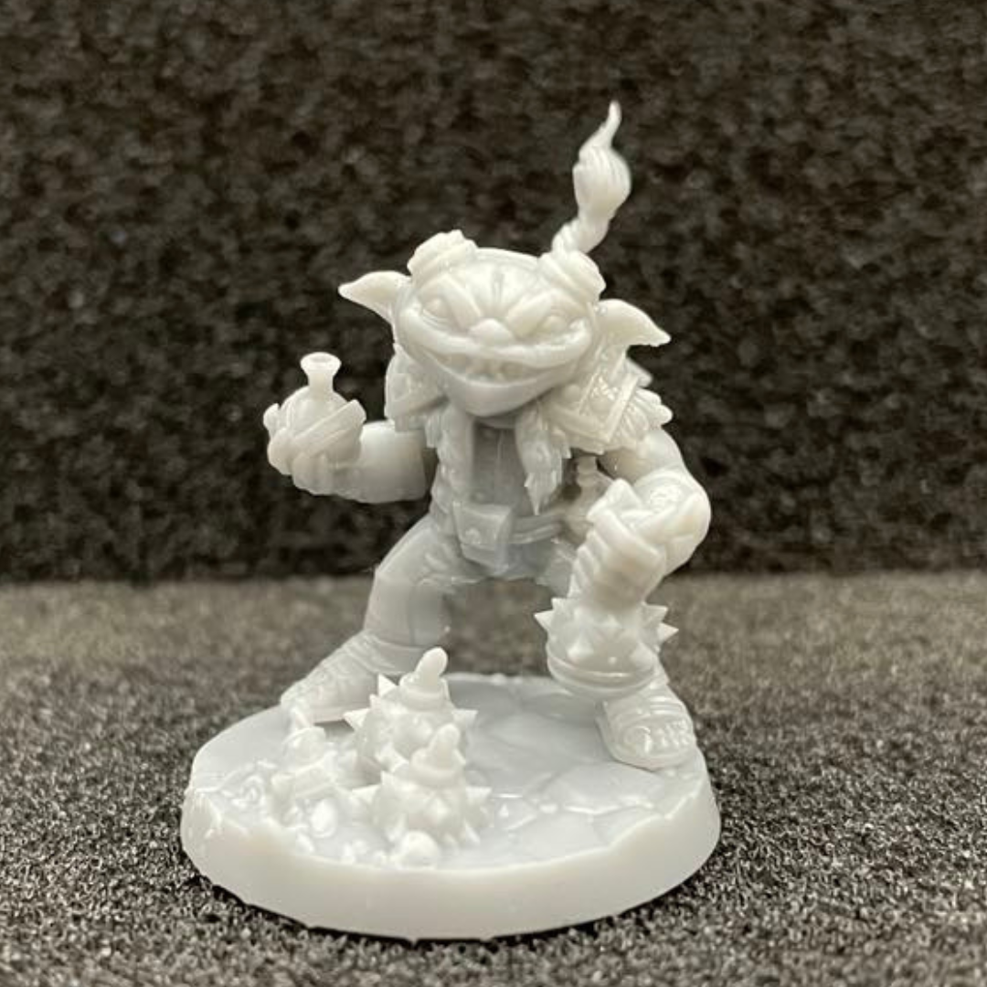 Goblin Alchemist Male (Goggles Up) D&D Miniature