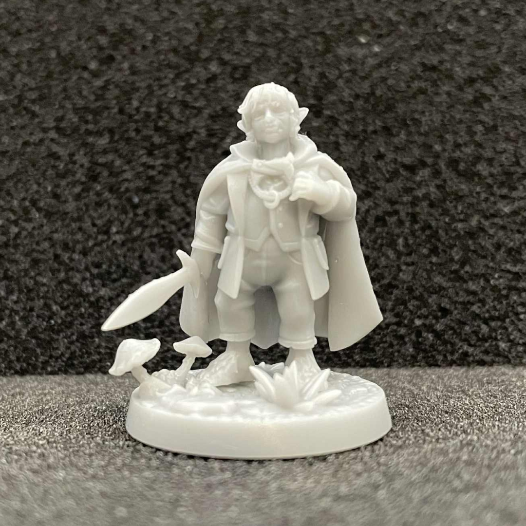 Halfling Fighter Male (Frodo) D&D Miniature