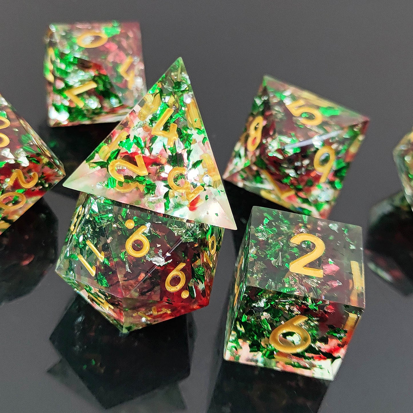 D&D Dice Set Sharp Edge - Holly Tree (Gold)