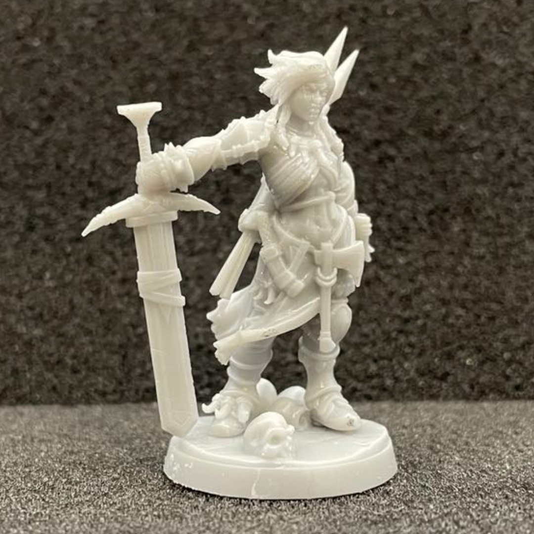 Human Barbarian Female (with Javelins) D&D Miniature