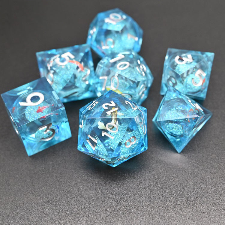 D&D Dice Set Sharp Edge Liquid Core with Koi fish - Blue (Silver)