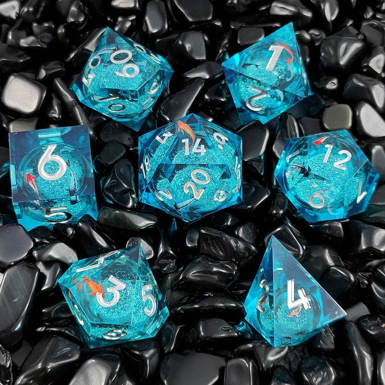 D&D Dice Set Sharp Edge Liquid Core with Koi fish - Blue (Silver)
