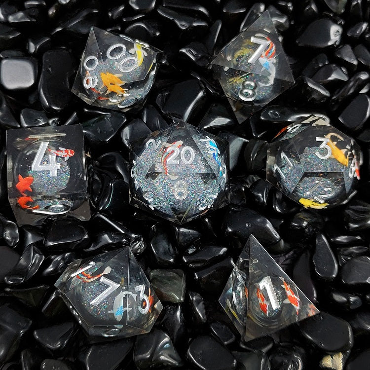 D&D Dice Set Sharp Edge Liquid Core with Koi fish - Black (Silver)