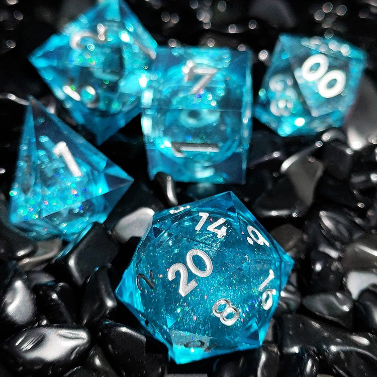 D&D Dice Set Sharp Edge Liquid Core - Sea Blue (Silver)