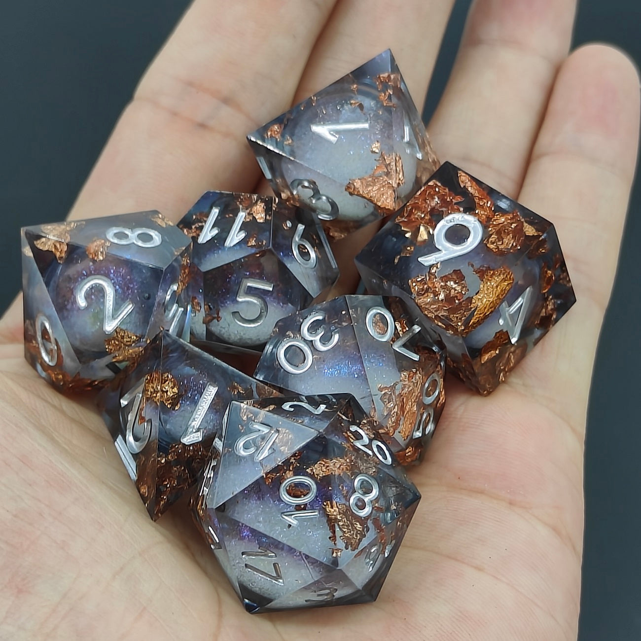 D&D Dice Set Sharp Edge Liquid Core - Overcast Sky Gold Fleck (Silver)