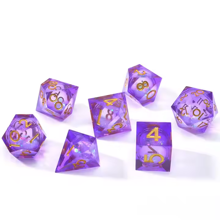D&D Dice Set Sharp Edge Liquid Core - Pale Lilac (Gold)