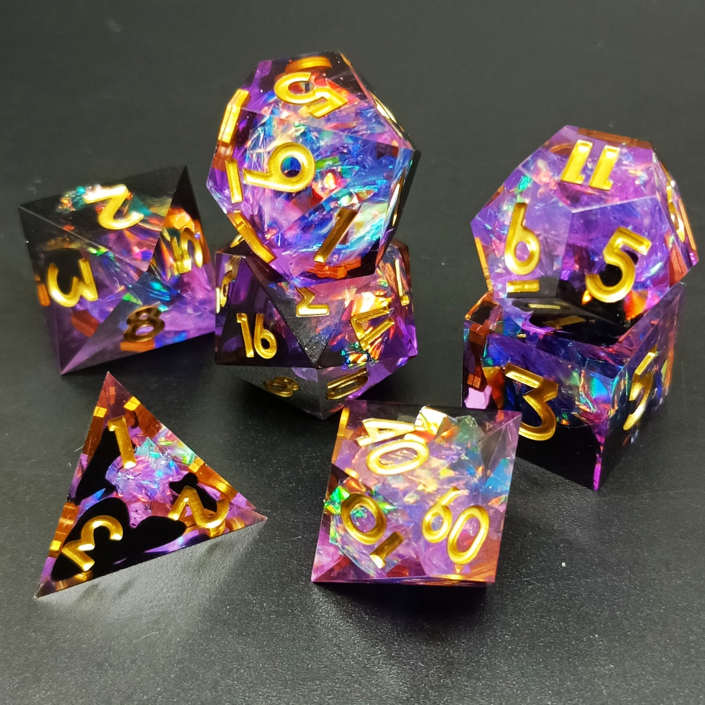 D&D Dice Set Sharp Edge - Purple Candy (Gold)