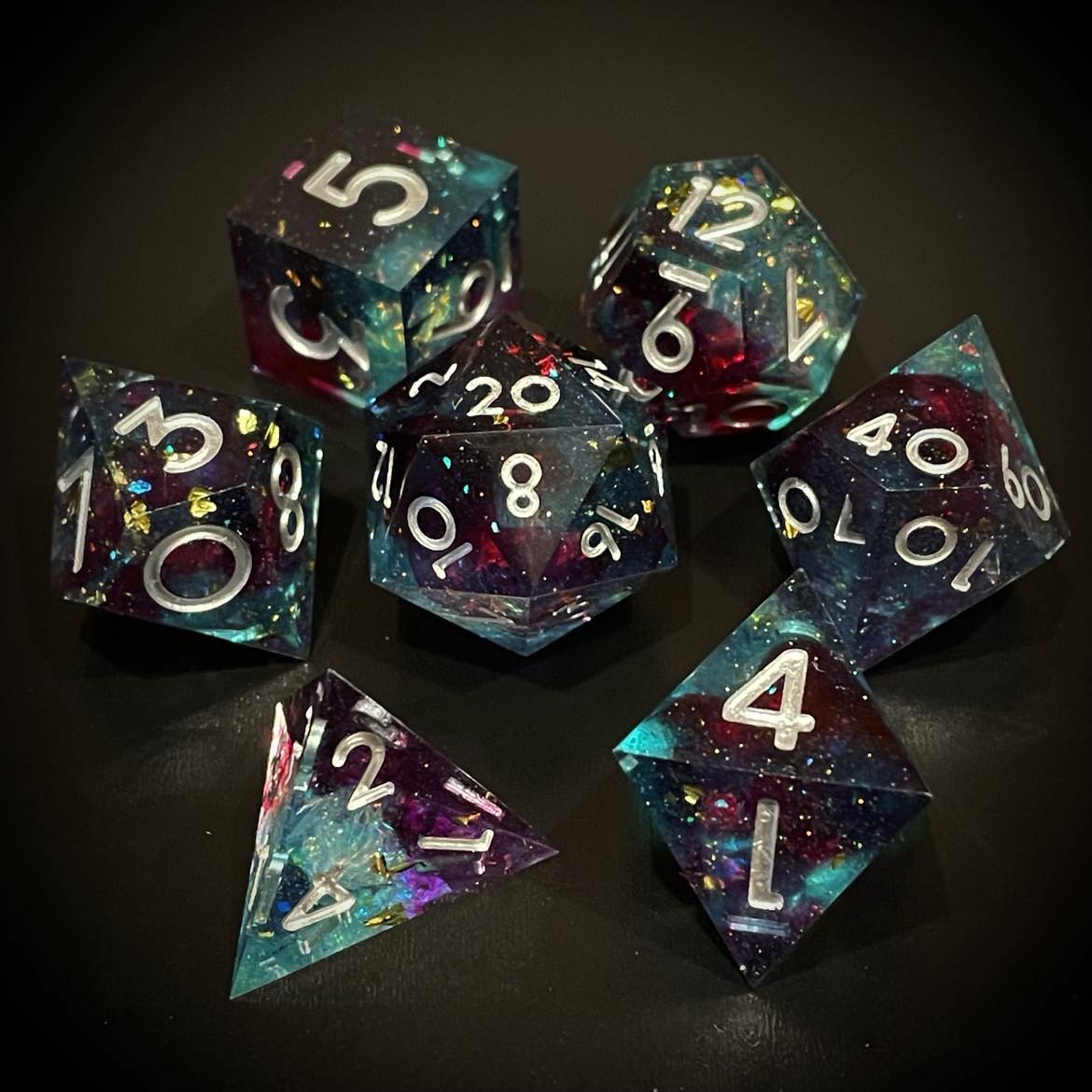 D&D Dice Set Sharp Edge - Green Opal (Silver)