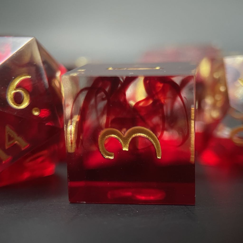 D&D Dice Set Sharp Edge - Blood Diamond (gold)