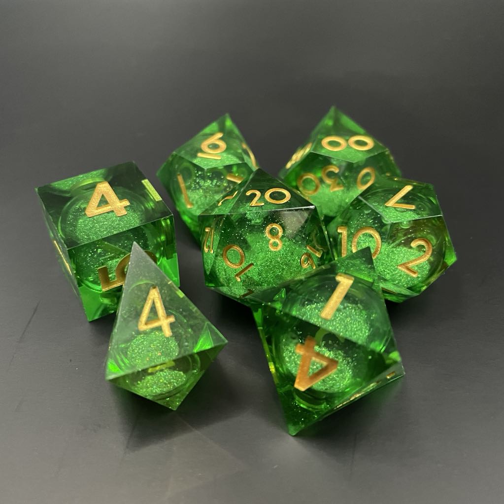 D&D Dice Set Sharp Edge Liquid Core - Emerald Green (Gold)