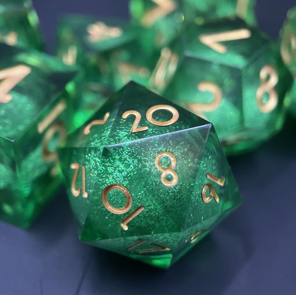 D&D Dice Set Sharp Edge Liquid Core - Emerald Green (Gold)