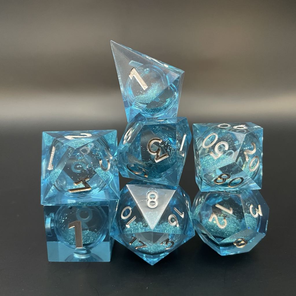 D&D Dice Set Sharp Edge Liquid Core - Sapphire Blue (Silver)