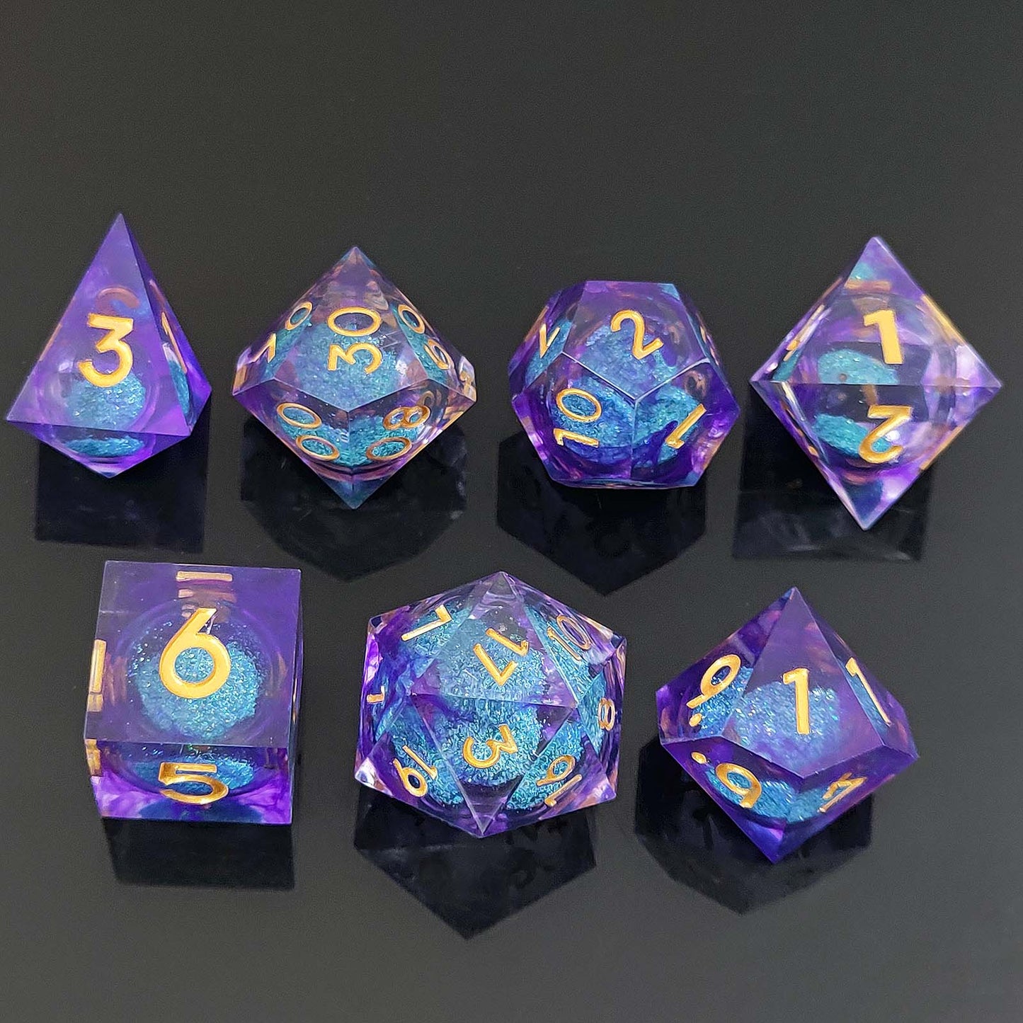D&D Dice Set Sharp Edge Liquid Core - Sorcerors Flask (Gold)