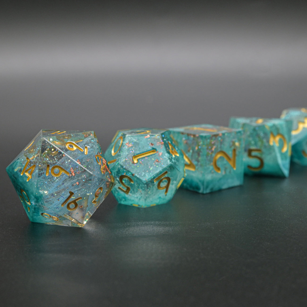 D&D Dice Set Sharp Edge - Sythetic Turquoise (Gold)