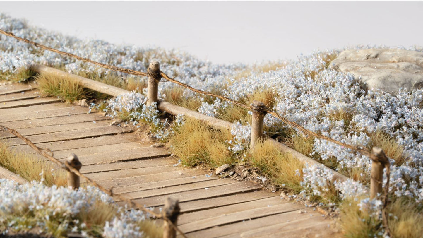 Light Blue Lilac Flowers - Gamers Grass