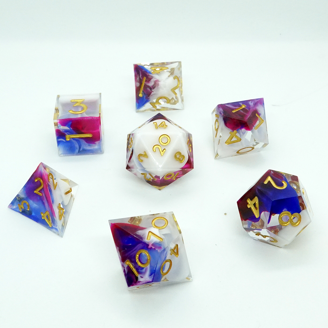 Mauve Watercolour Sharp Resin Dice Set