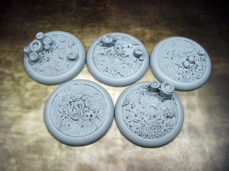 Creeping Infection R/Lip 40mm