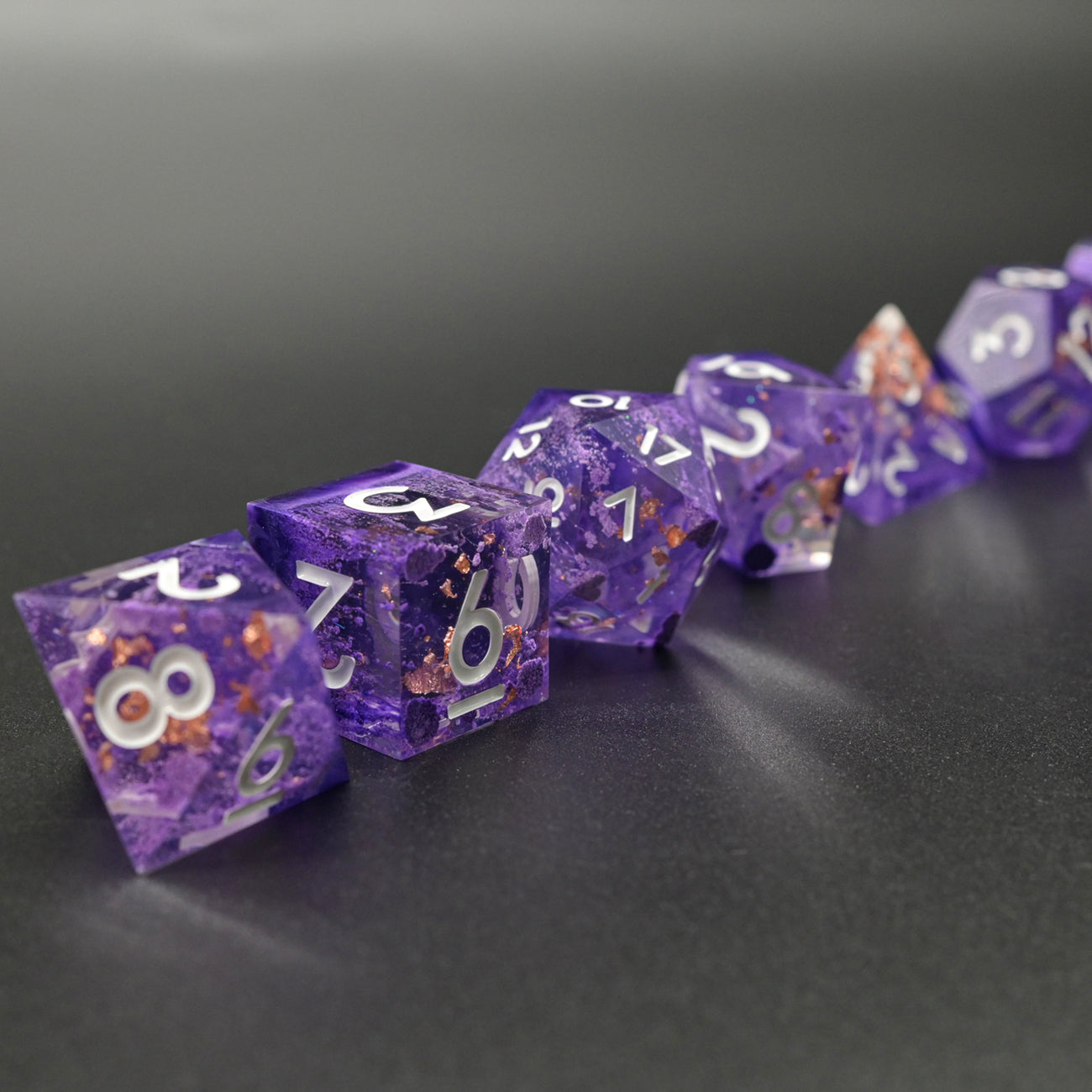 D&D Dice Set Sharp Edge - Sythetic Amethyst (White)