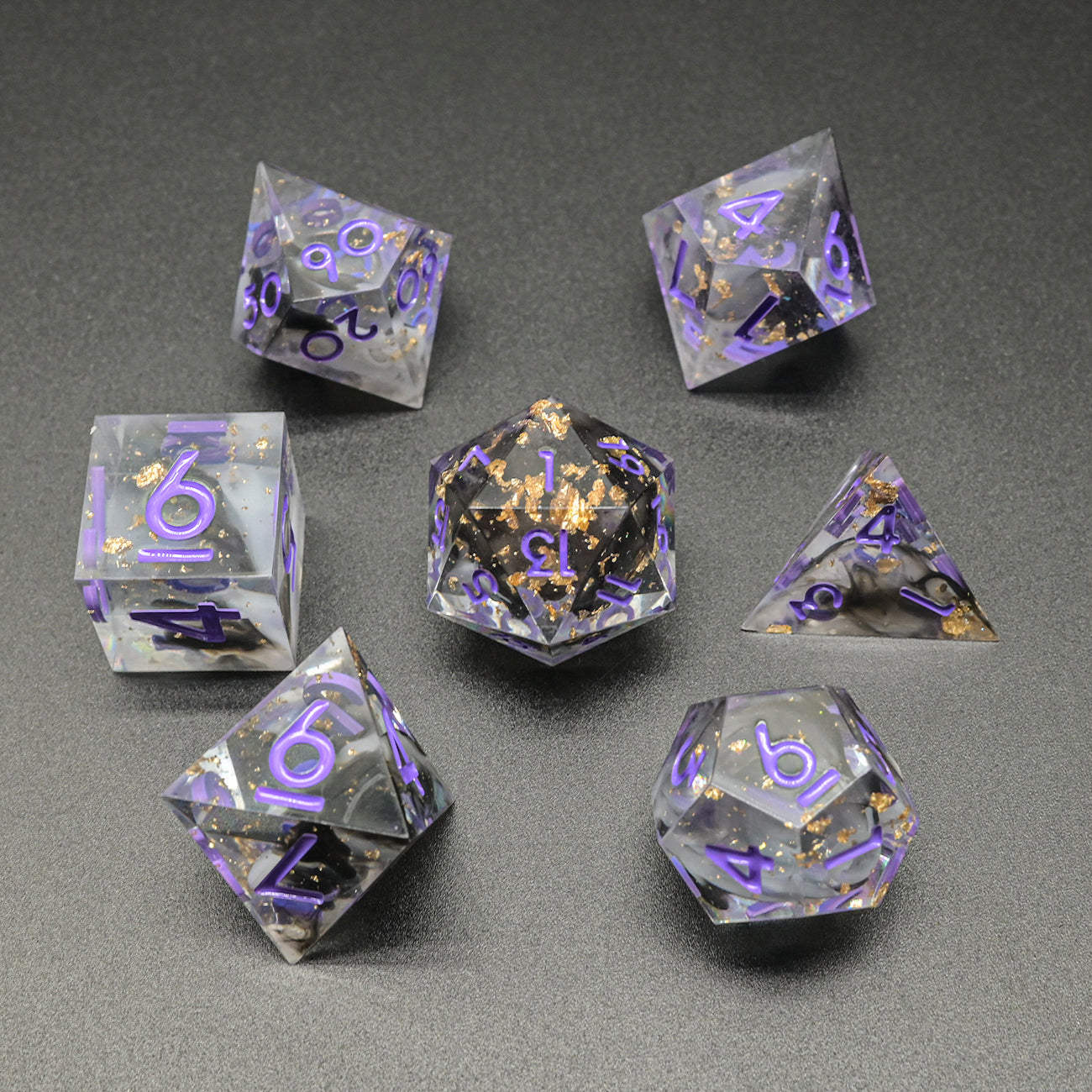 D&D Dice Set Sharp Edge - Apprentice black (Purple)