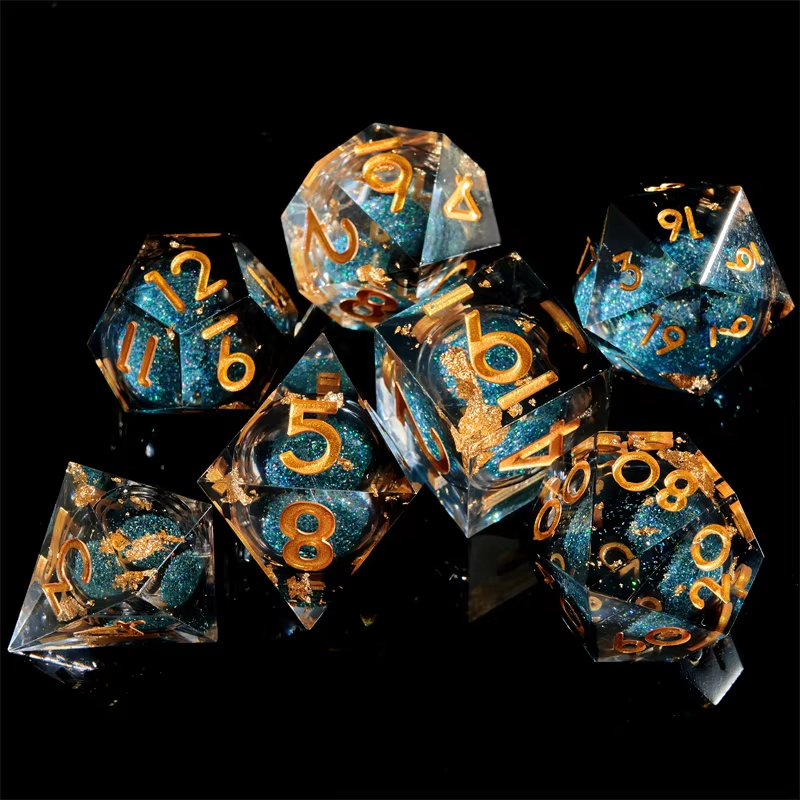 D&D Dice Set Sharp Edge Liquid Core - Black Gold Fleck (Gold)