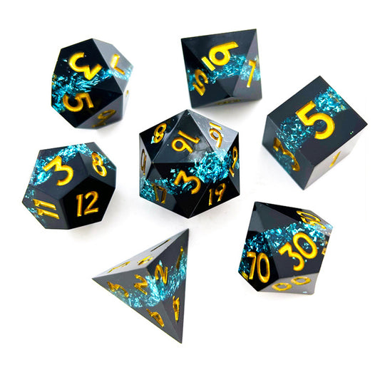 D&D Dice Set Sharp Edge - Black with Sapphire seam (Gold)