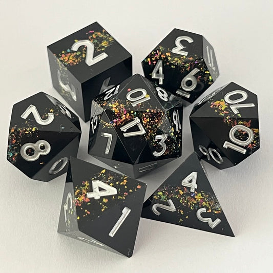 D&D Dice Set Sharp Edge - Black with Opal seam (Silver)