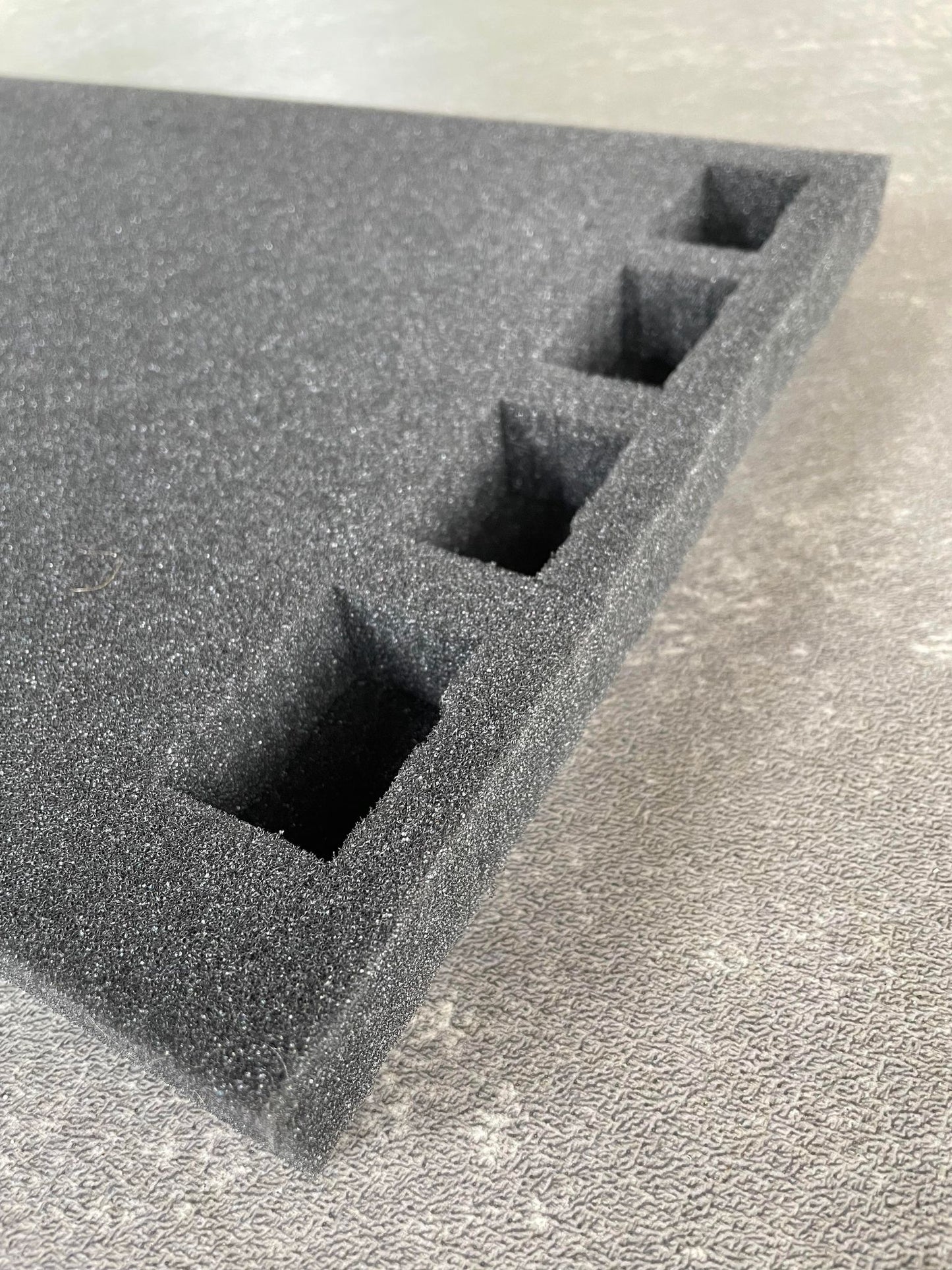 1 inch Pluck Foam tray (Seconds)
