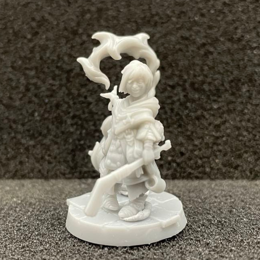 Halfling Sorcerer Female D&D Miniature