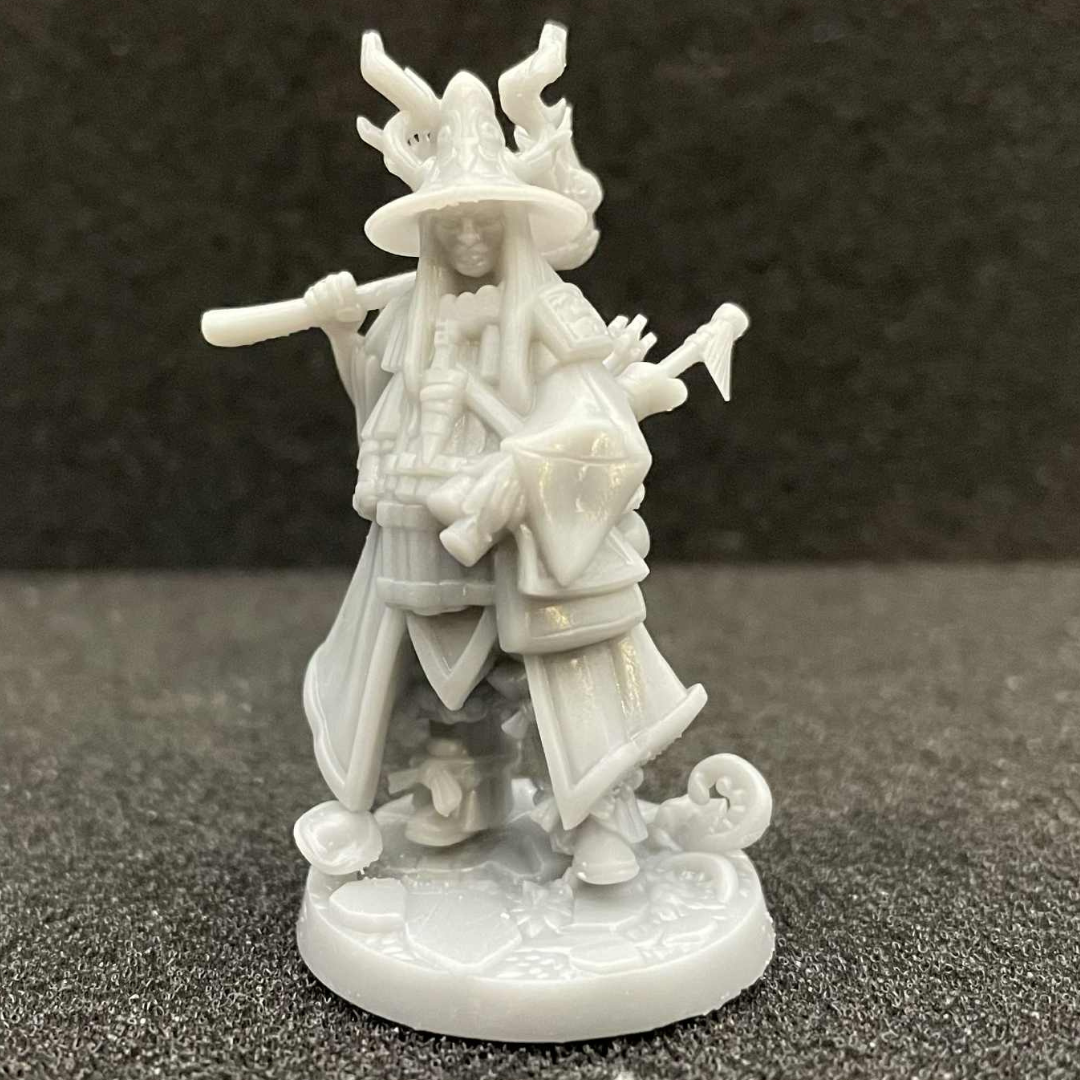 Human Druid Female D&D miniature
