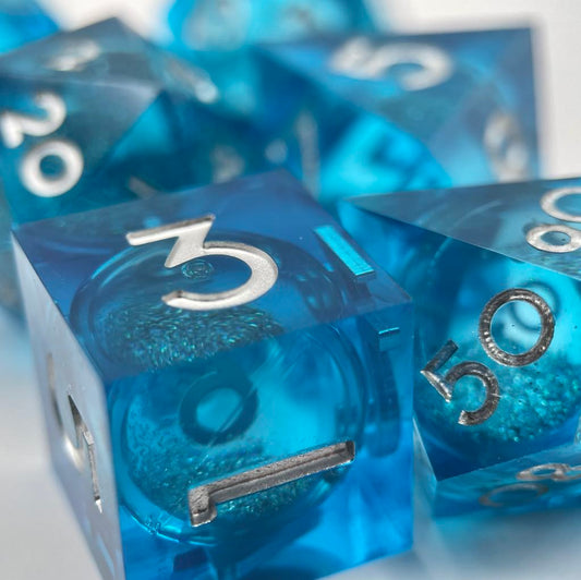 D&D Dice Set Sharp Edge Liquid Core - Sea Blue (Silver)
