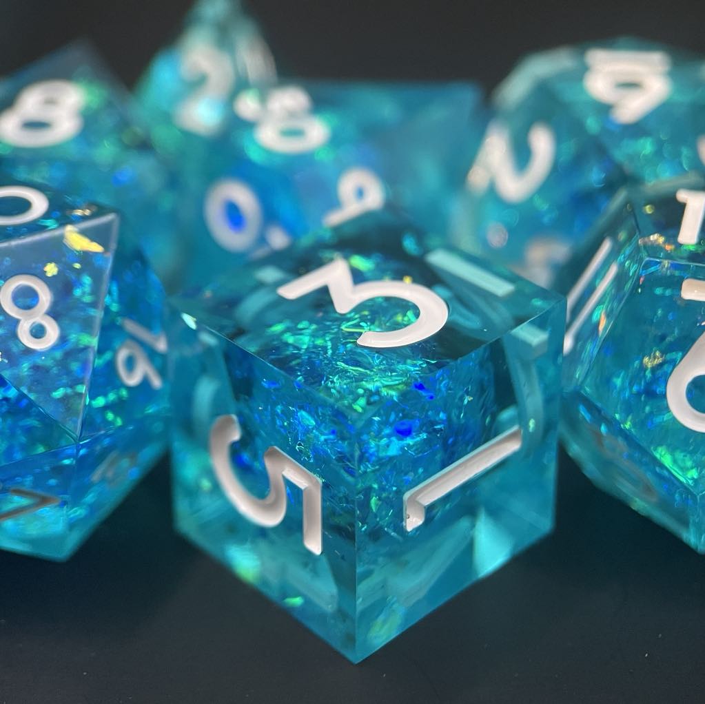D&D Dice Set Sharp Edge - Underwater (White)