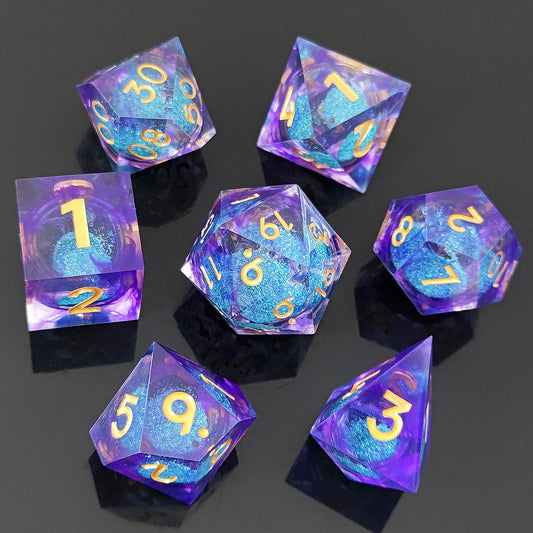 D&D Dice Set Sharp Edge Liquid Core - Sorcerors Flask (Gold)