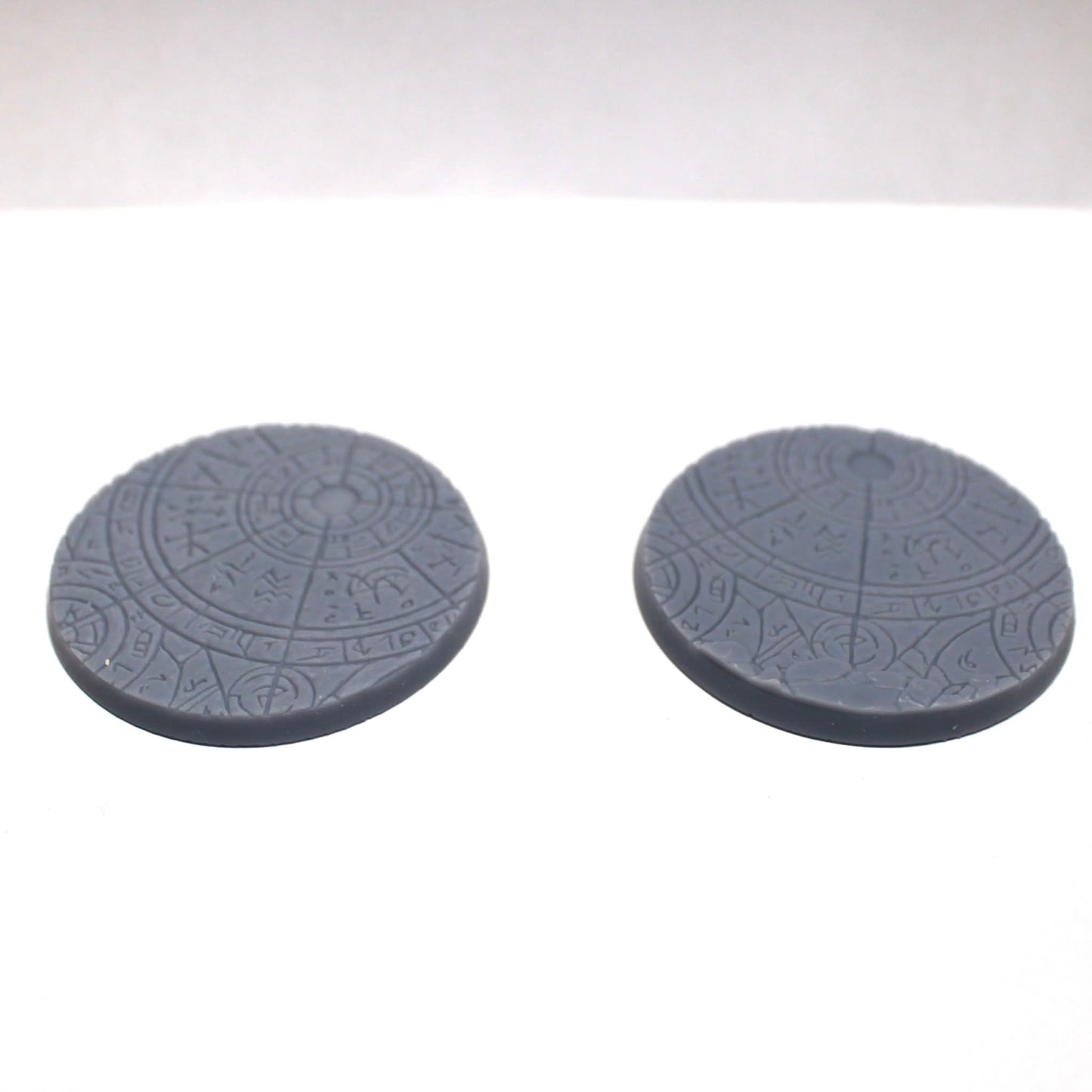 Occult ritual bases 50mm (2)